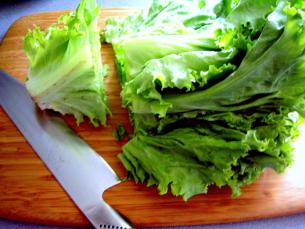 How To Clean Lettuce